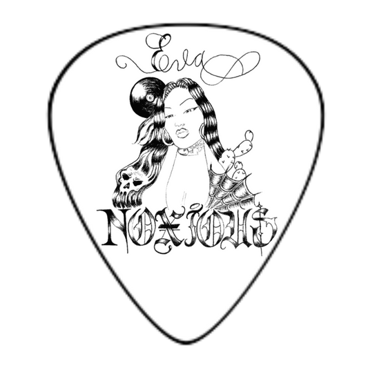 Eva Noxious guitar picks / white