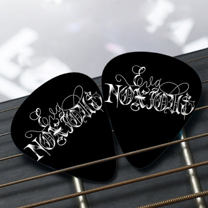 Eva Noxious guitar picks / black