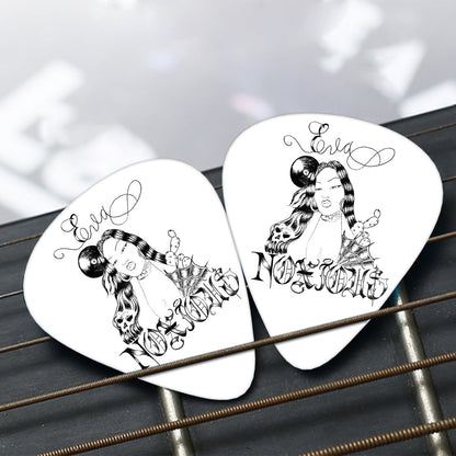 Eva Noxious guitar picks / white